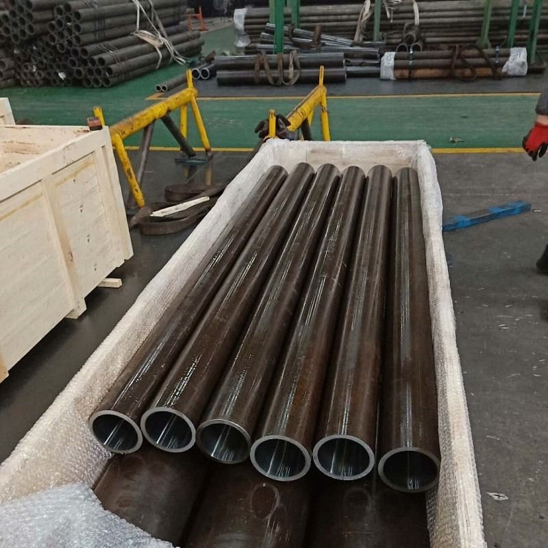 Pipe en acier inoxydable à froid sans soudure