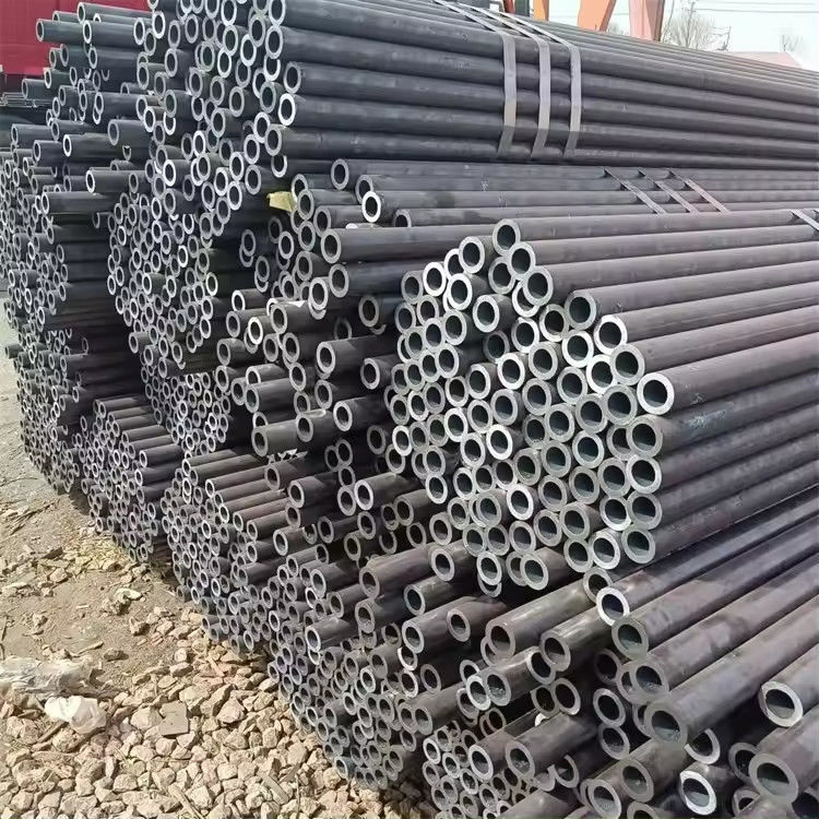 Pipe en acier au carbone haute pression St37 St52 A106b Pipe en acier au carbone sans soudure pour pétrole et gaz
